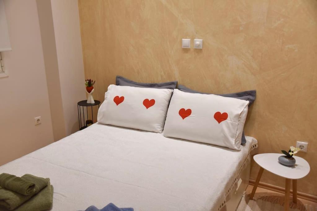 Tiny Treasure Apartment Atene Esterno foto
